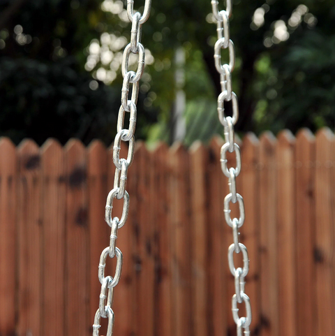 Rootz Hanging bench - Garden bench - Swing bench - Garden swing - Chains - Metal - White - 118 x 58 x 57 cm