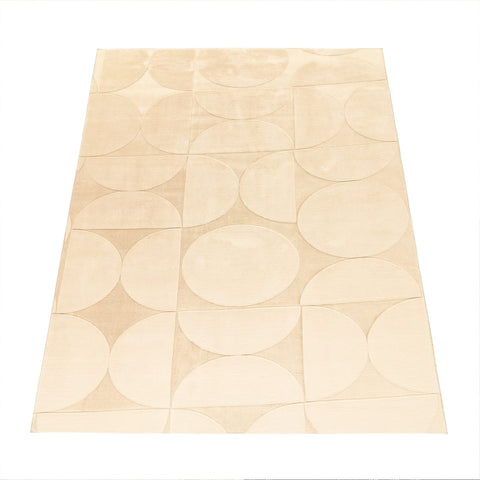 Soft Short Pile Rug – Durable, Easy-Clean, Elegant Pattern, High-Quality Polyester