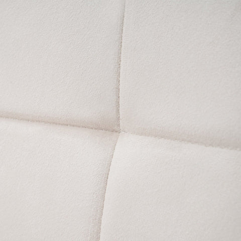 Rootz Velvet Dining Chair - Luxurious Chair - Ergonomic Seating - Solid Wood for Stability - 57cm x 49cm x 87cm