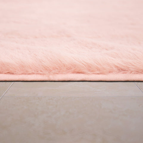 Fluffy Bath Mat – Soft & Silky – Durable – Non-Slip Latex Backing – Easy Care