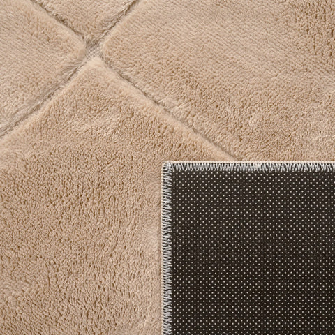 Diamond Pattern Rug – Modern Short Pile – Soft, Durable, Easy Care – 3D Effect