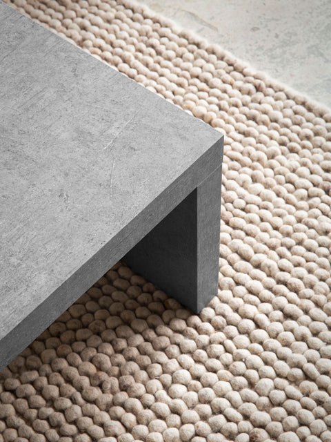 Rootz Coffee Table - Modern Concrete Look - Subtle U-Shape - Anti-Slip Protection - 110cm x 55cm x 35cm