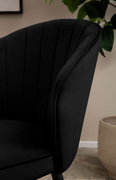 Rootz 2 Set Dining Room Chairs - Scandinavian Modern Seating - Velvet Upholstered - Comfortable Design - 55cm x 83cm x 53cm