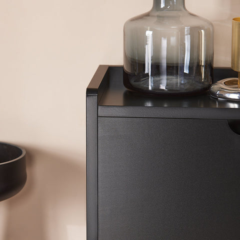 Rootz Schoenenkipperkast - Schoenenorganizer - Schoenenopslag - Ruimtebesparend ontwerp - Veelzijdige opslag - Verbeterde stabiliteit - Zwart MDF en metaal - 50 cm x 129 cm x 19 cm