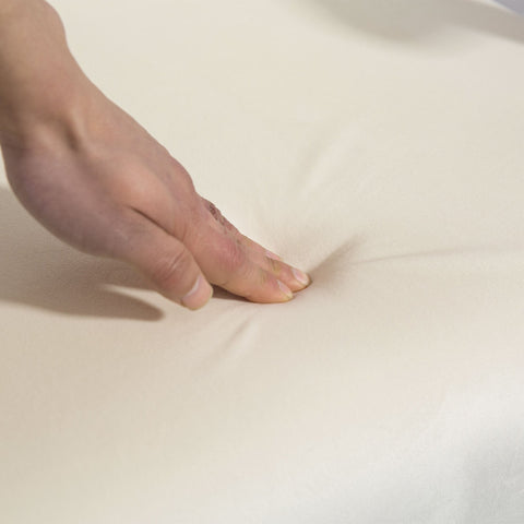 Rootz Upholstery Chair - Lounge Chair - Armchair - Luxurious Comfort with Foam Padding - White - 65cm x 80cm x 83cm