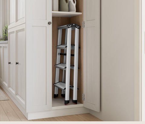 Rootz Aluminum Step Ladder - Foldable Ladder - Non-Slip Steps - Lightweight Design - 78cm x 42cm x 81.5cm