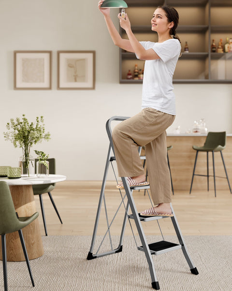 Rootz Steel Folding Ladder - Step Stool - Heavy-duty - 89cm x 45cm x 127cm - Lightweight - Dove Gray - 7.6kg - Max Load 150kg