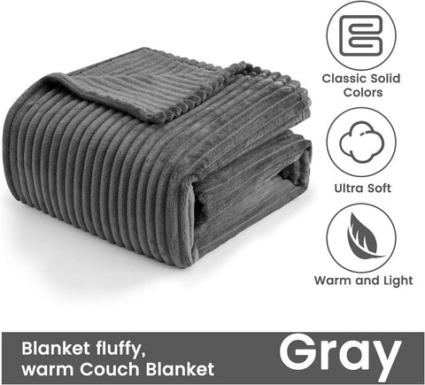 Rootz Cuddly Flannel Blanket - Fluffy Throw - Sofa Cover - Cozy Warmth - 150x200cm - Grey Strip Pattern