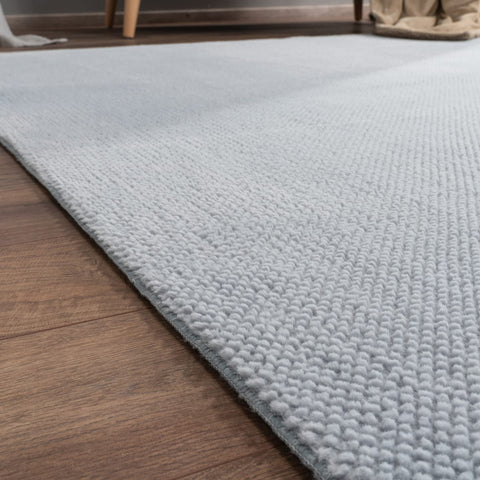 Soft Silky Pile Rug – Modern High-Low Pattern – Durable & Easy to Clean