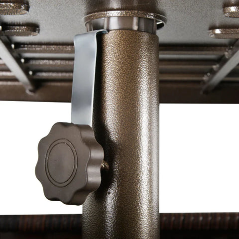 Rootz Rattan Table - Garden Table - Patio Table - Coffee Table with Umbrella Hole - Perfect for Garden Balcony - Brown - 55.5 x 55.5 x 46 cm