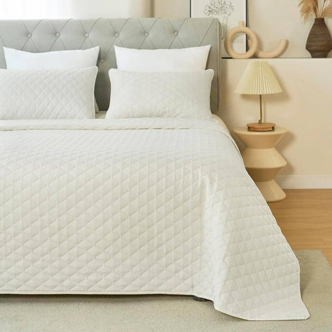 Rootz 3-Part Daily Blanket Set - Bedspread - Comforter - Hypoallergenic & Breathable - 220 x 240 cm - Includes 2 Pillowcases 50 x 70 cm