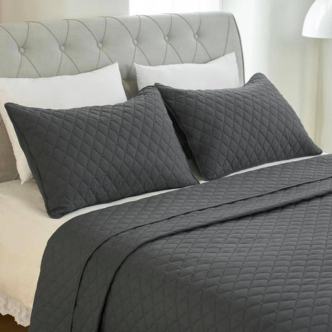 Rootz Daily Blanket Set - Coverlet Set - Bedspread Set - Breathable Comfort -  Grey - 220 x 240 cm - Includes 2 Pillowcases 50 x 70 cm