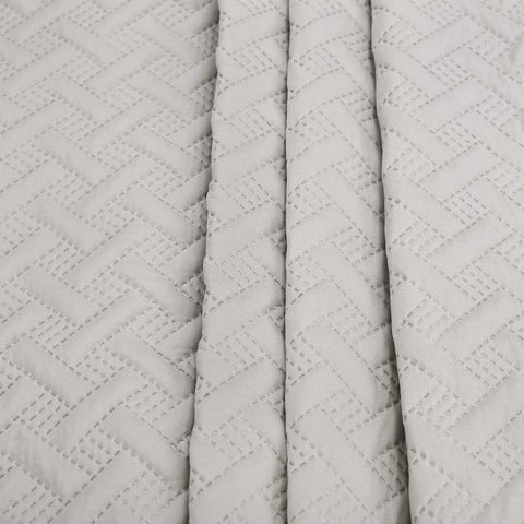 Rootz Daily Blanket - Geometric Throw - Microfiber Bedspread - Soft Comfort, Reversible -  Grey 220x240 cm