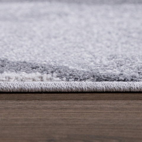 Modern Short-Pile Rug – Geometric Pattern – Soft, Durable & Easy-Care