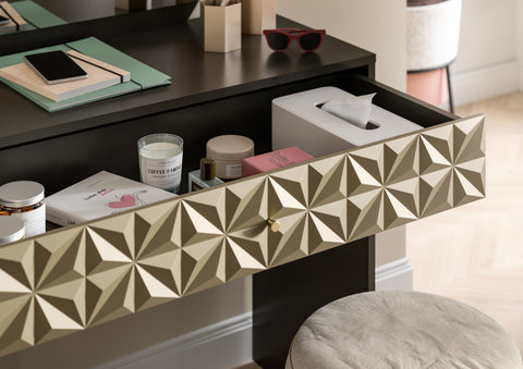 Rootz Black and Brown Dressing Table - Vanity Table - Makeup Desk - Ample Storage - 90x133x39cm