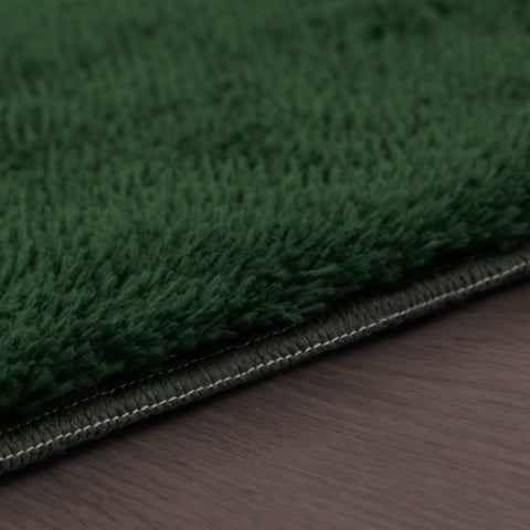 Soft Rug – Nordic Style – Durable & Elegant – Silky Short Pile – Easy-Care