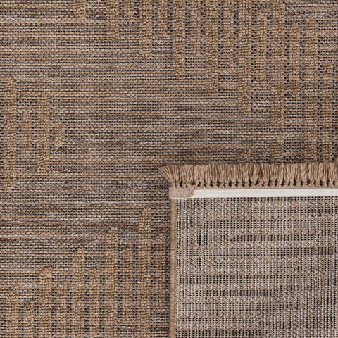 Durable Indoor Outdoor Rug – Polypropylene, Easy Care, Modern Patterns