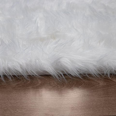 Faux Fur Rug – Ultra Soft, Durable, Animal-Friendly & Easy to Clean