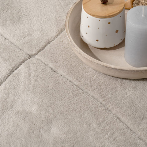 Modern Diamond Pattern Rug – Soft Short Pile – Durable & Easy Care – 3D Effect