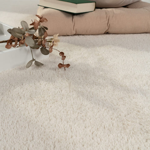 Soft Short Pile Rug – Silky-Feel – Durable Polyester – Machine Washable