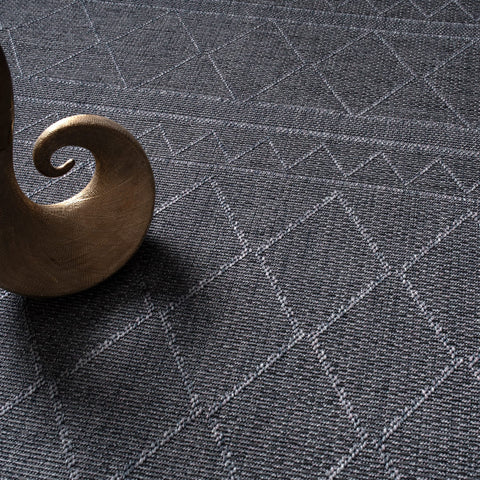 Scandinavian Flat-Weave Rug – Indoor/Outdoor – Durable, Soft & Easy-Clean – Geometric Pattern