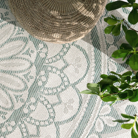 Round Outdoor Rug – Durable Polypropylene – Easy Clean – Lace Pattern – Patio Balcony Decor