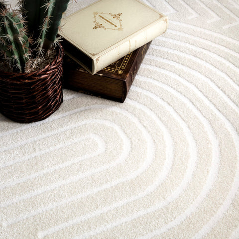 Modern Geometric Rug – Soft Short Pile – Durable & Easy Care – High-Low Texture