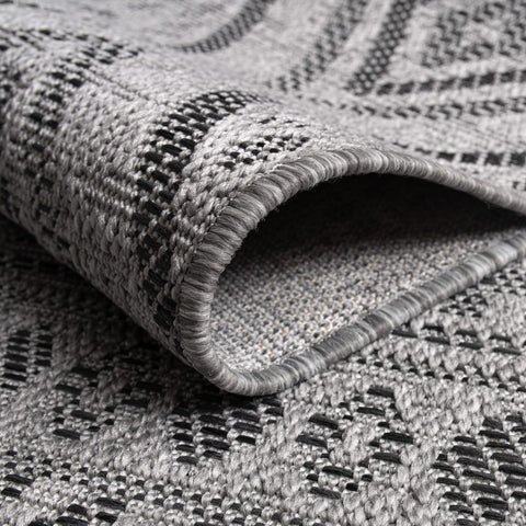 Scandinavian Style Flatweave Rug – Geometric Patterns – Indoor & Outdoor – Durable Polypropylene