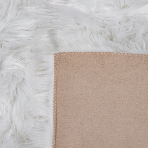 Faux Fur Rug – Ultra Soft, Durable, Animal-Friendly & Easy to Clean