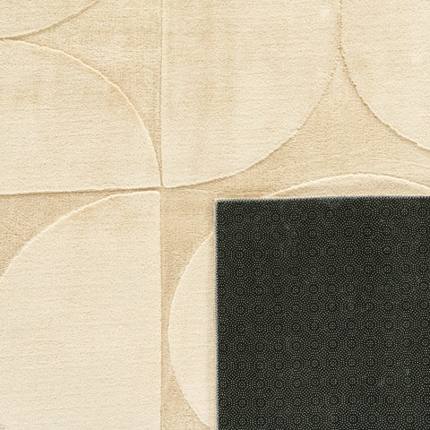 Soft Short Pile Rug – Durable, Easy-Clean, Elegant Pattern, High-Quality Polyester