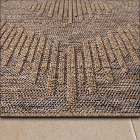 Durable Indoor Outdoor Rug – Polypropylene, Easy Care, Modern Patterns