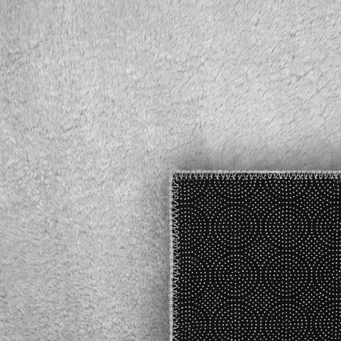 Soft Short Pile Rug – Durable Polyester – Silky Feel – Machine Washable