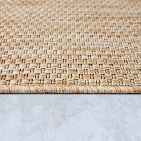 Flatweave Rug – Minimalist Style – Durable Polypropylene – Indoor & Outdoor Use
