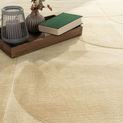 Soft Short Pile Rug – Durable, Easy-Clean, Elegant Pattern, High-Quality Polyester