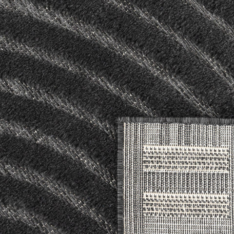 Geometric Indoor Outdoor Rug – Durable Polypropylene – 3D Effect – Easy Care