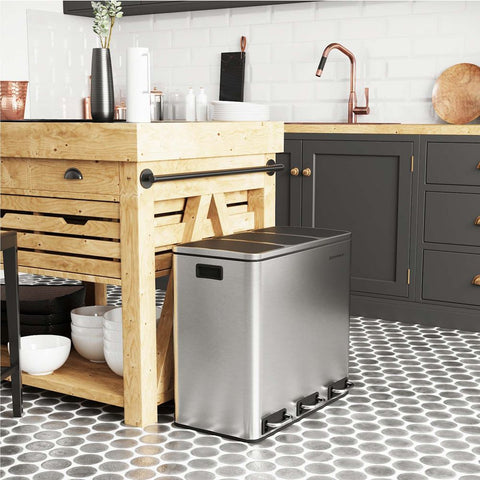 Rootz Trash Can - Trash Bin - Pedal Bin With 3 Compartments - Waste Separation System - With Foot Pedal - 3 Inner Bins - Kitchen Trash Can - Steel - Plastic - Silver-Black - 61.5 x 31.5 x 56 cm (L x W x H)