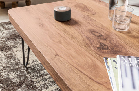 Rootz Couchtisch – Massivholz Akazie – Metallbeine – Landhausstil – Beistelltisch – 115 cm breit 