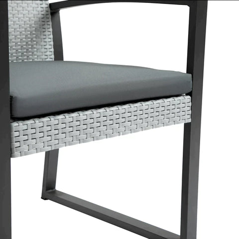 Rootz Rattan-Bistro-Set – 3-teiliges Bistro-Set – Poly-Rattan-Bistro-Set – Balkonmöbel-Set – Gartenmöbel-Set – mit Beistelltisch – Garten-Set – Sitzgarnitur – Stahl – Schwarz/Grau