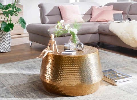 Rootz Couchtisch – orientalisches rundes Gold – Aluminium – flacher Couchtisch aus gehämmertem Metall – Wohnzimmertisch im modernen Design – kleiner indischer Loungetisch – 60 x 36 x 60 cm 