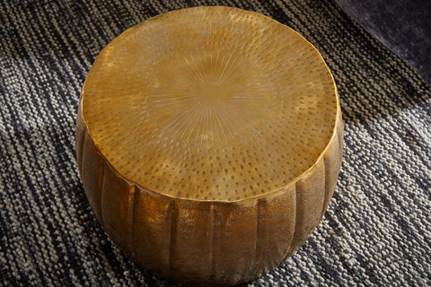 Rootz Couchtisch – orientalisches rundes Gold – Aluminium – flacher Couchtisch aus Metall – Wohnzimmertisch im modernen Design – kleiner Loungetisch – 60 x 36 x 60 cm 