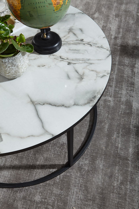 Runder Couchtisch von Rootz – Weißer Marmor-Look – Moderner Wohnzimmertisch mit schwarzem Metallrahmen – 80 x 40 x 80 cm 