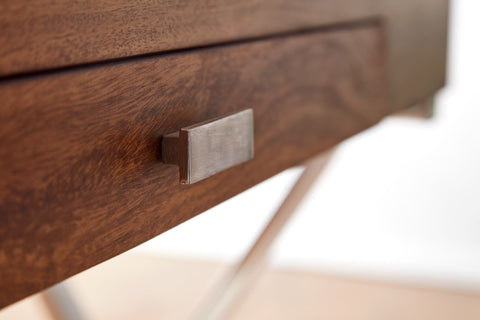 Rootz Schreibtisch – verchromtes Metall – Design-Bürotisch mit Schublade – Home-Office-Laptoptisch mit Stauraum – massives Sheesham-Holz – 120 x 55 x 78 cm 