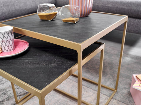 Rootz Quadratischer Couchtisch – 2-teiliges Tischset – eckiger Beistelltisch aus Stein-Metall und Industriedesign – Tischset zum Zusammenstellen