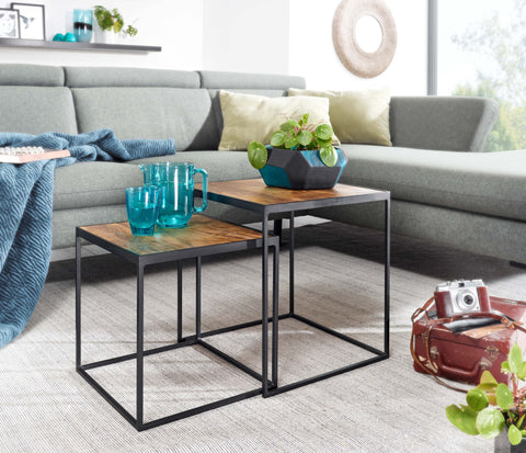 Rootz Wohnzimmertisch-Set – 2-teiliger Metall-Beistelltisch &amp; quadratischer Couchtisch im Industriedesign – quadratischer Beistelltisch – Satztisch-Tischset – Mango-Massivholz 