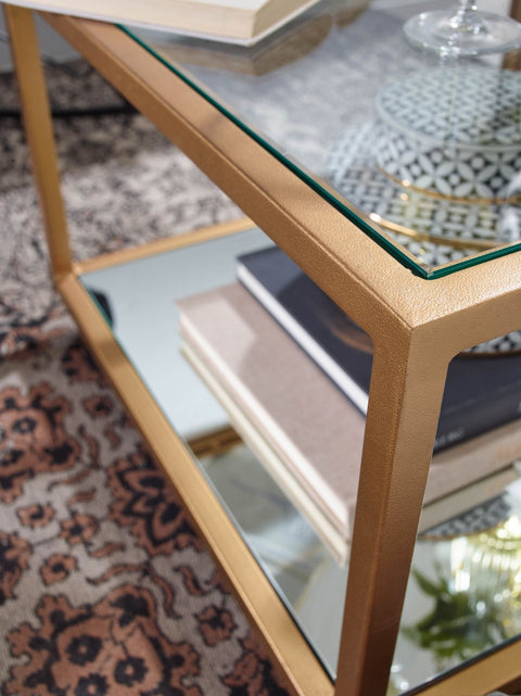 Rootz Couchtisch – Gold verspiegelt – Modernes Design – Kleiner quadratischer Wohnzimmertisch – Glas und Metall – 55 x 55 x 36 cm 