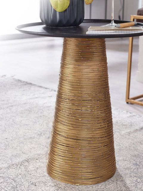 Rootz Side Table - Aluminum - Round Metal Coffee Table - Modern Living Room Accent - Gold and Black - 40x40x45 cm
