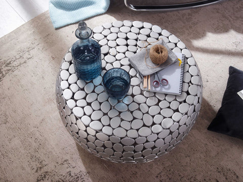 Rootz Silver Metal Coffee Table - Round Aluminum Design - Modern Small Living Room Table - 66x66x32 cm