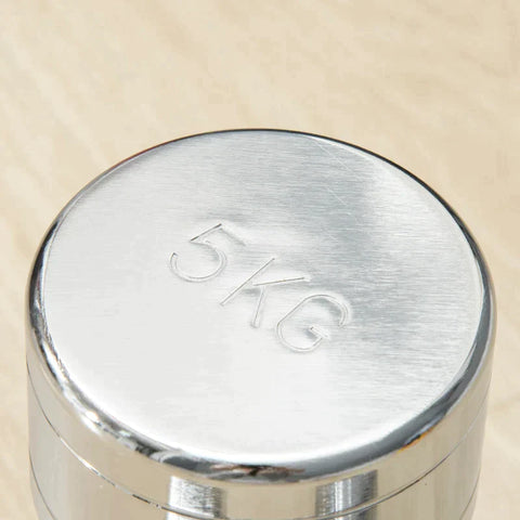 Rootz Dumbbells - Set Of Two Dumbbells - Practical Dumbbell Set - Smooth Surface - Knurled Handle - Compact Shape - 2 x 5 kg - Iron - Silver - 22.5 x 8 x 8 cm