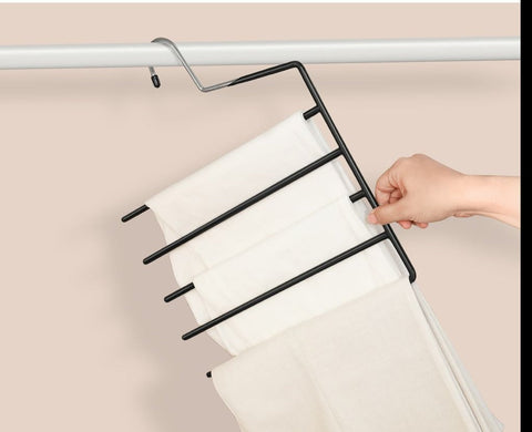 Rootz Hangers - Multiple Hangers - Set Of 4 Hangers - Clothes Hangers - Coat Hangers - Plastic Hangers - Non-slip Hangers - Space-saving Hangers - Metal With PVC Coating - Black - 32 x 0.5 x 35 cm (L x W x H)