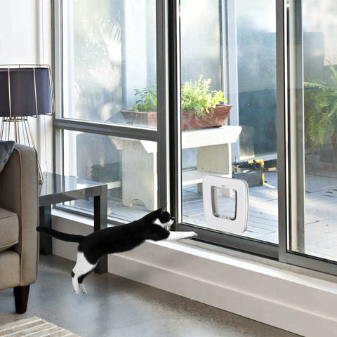 Rootz Pet Door - Cat Flap - Dog Flap - 4 Locking Options With Magnet - Pet Flap For Inside - Door Flap For Pets - White - 30 x 29 x 10 cm